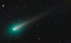 Dwie jasne komety na porannym niebie