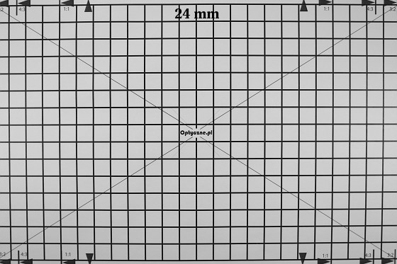Tamron SP AF 17-35 mm f/2.8-4 Di LD Aspherical (IF) - Dystorsja