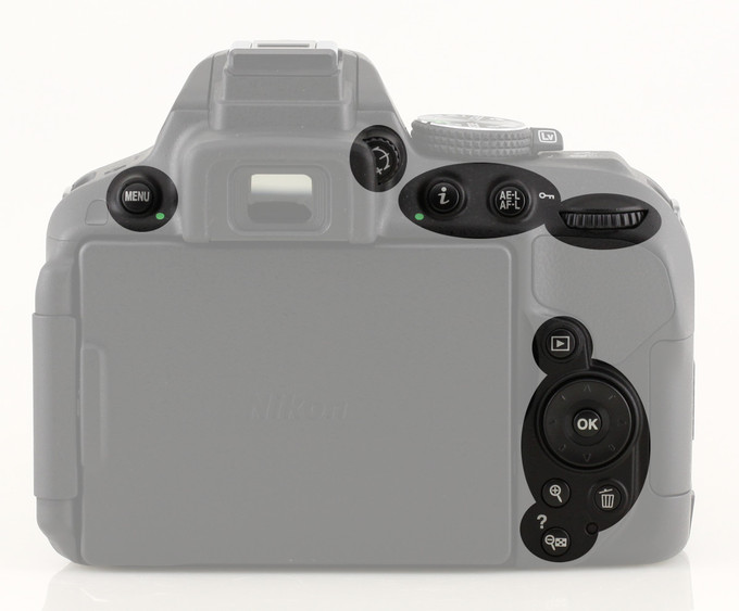 Nikon D5300 - Budowa, jako wykonania i funkcjonalno