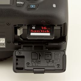 Canon EOS 1200D - Budowa, jako wykonania i funkcjonalno
