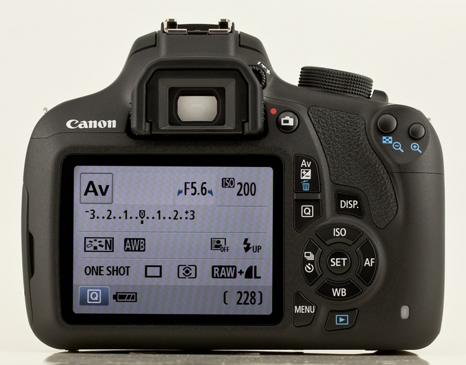 Canon EOS 1200D - Budowa, jako wykonania i funkcjonalno