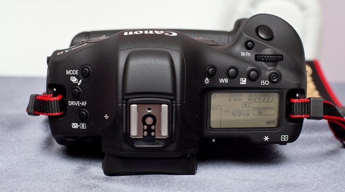 Canon EOS 1D X Mark II w naszych rkach - Canon EOS 1D X Mark II w naszych rkach