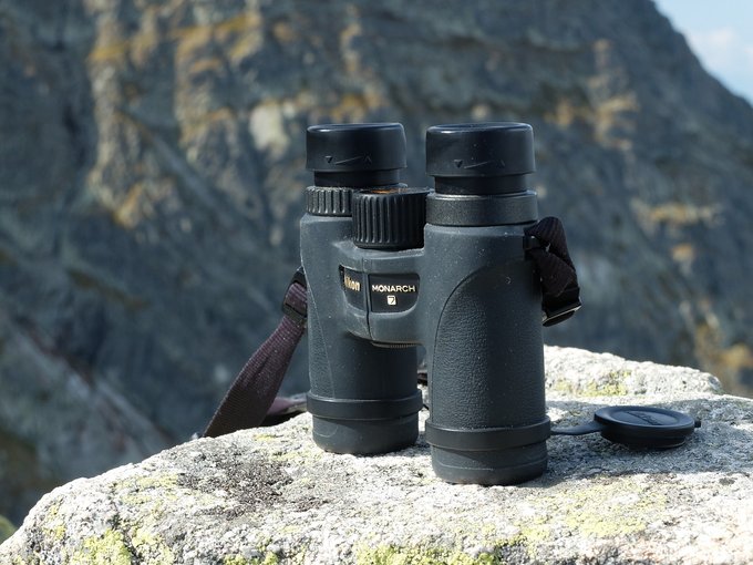 Lornetki Nikon Monarch w praktyce - Lornetki mae: obiektywy 30 i 36 mm