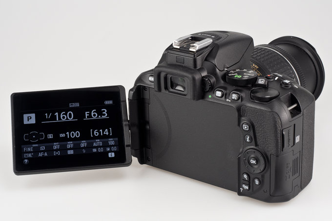 Nikon D5600 - Budowa, jako wykonania i funkcjonalno