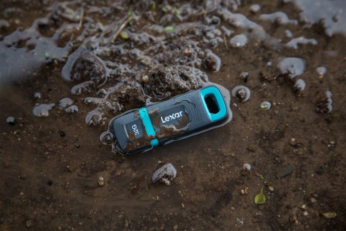 Lexar JumpDrive Tough USB 3.1 - do ochrony danych w trudnych warunkach