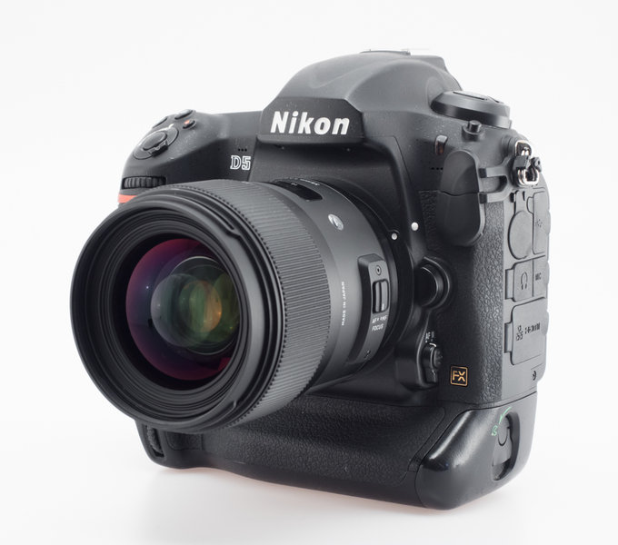 Nikon D5 - Wstp