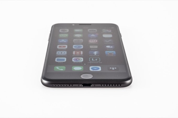 Apple iPhone 8 Plus - Budowa i jako wykonania
