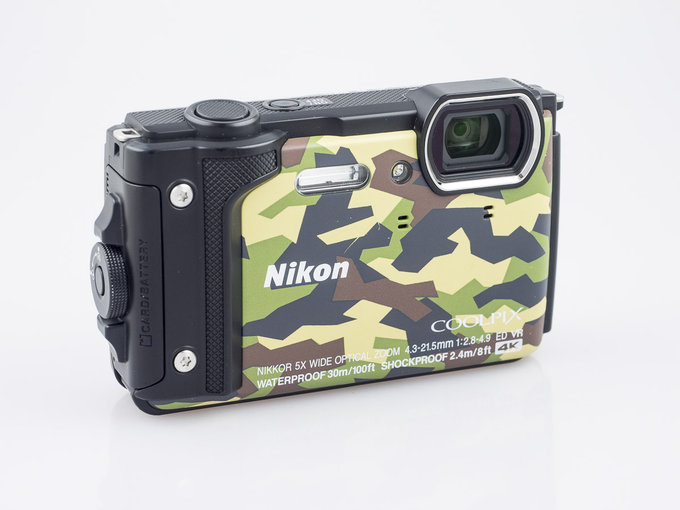 Test dwch aparatw podwodnych - Nikon Coolpix W300