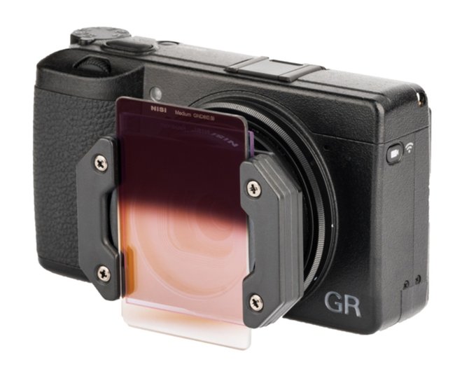 NiSi - system filtrw dla aparatu Ricoh GR III