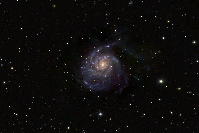 Niebo przez lornetk - M101 czyli galaktyka Wiatraczek - Galaktyka Wiatraczek