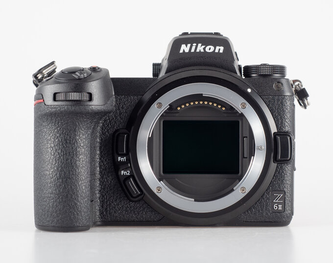 Nikon Z6 II - Budowa, jako wykonania i funkcjonalno