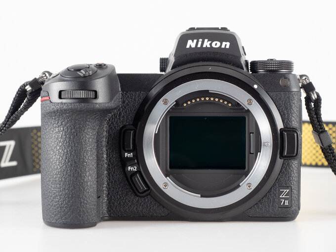 Nikon Z7 II - Budowa, jako wykonania i funkcjonalno