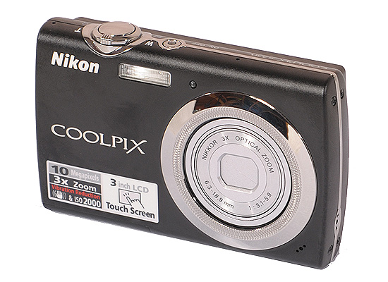 Kompakt pod choink 2009 - Nikon Coolpix S230