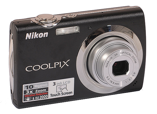 Kompakt pod choink 2009 - Nikon Coolpix S230