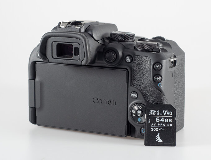 Canon EOS R10 - Uytkowanie i ergonomia