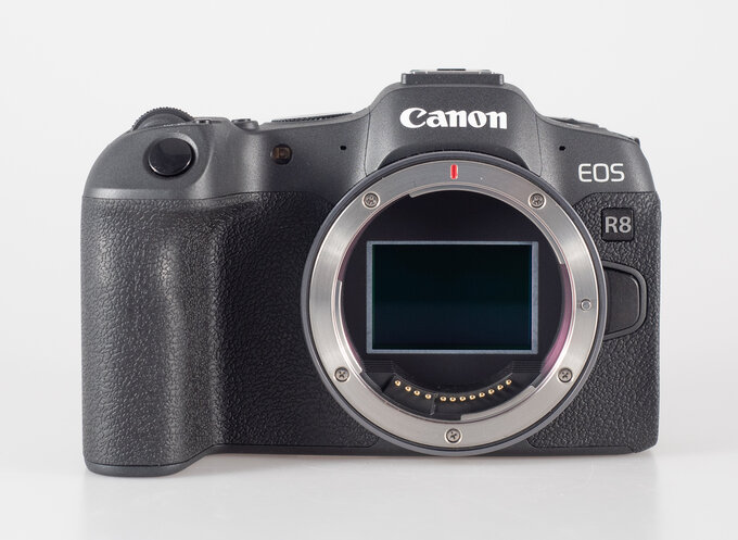 Canon EOS R8 - Budowa, jako wykonania i funkcjonalno