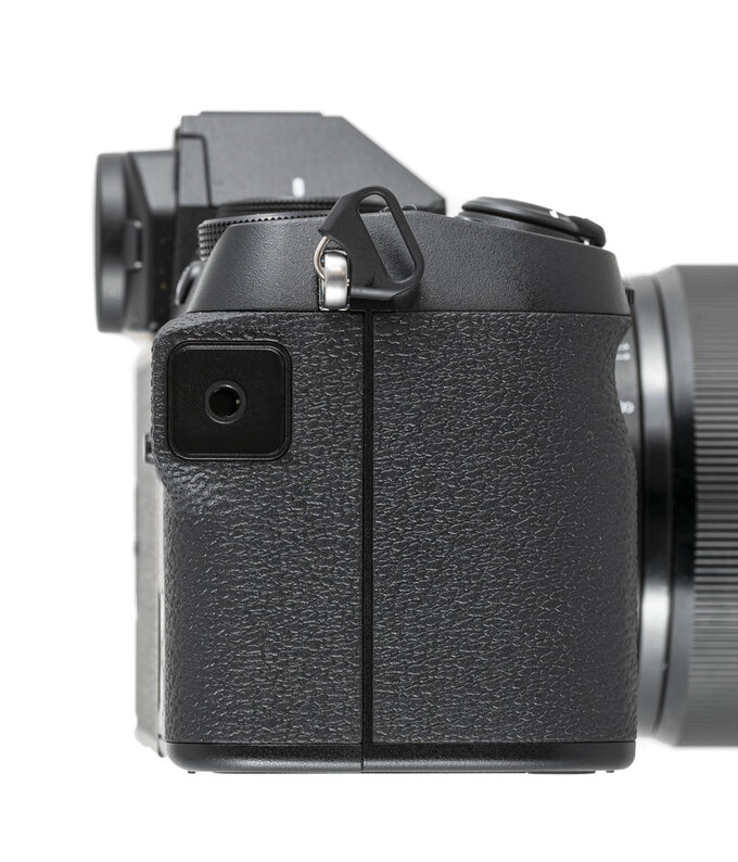 Fujifilm X-S20 - test trybu filmowego - Budowa i ergonomia