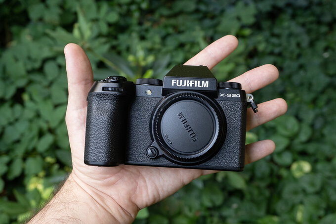 Fujifilm X-S20 - Uytkowanie i ergonomia