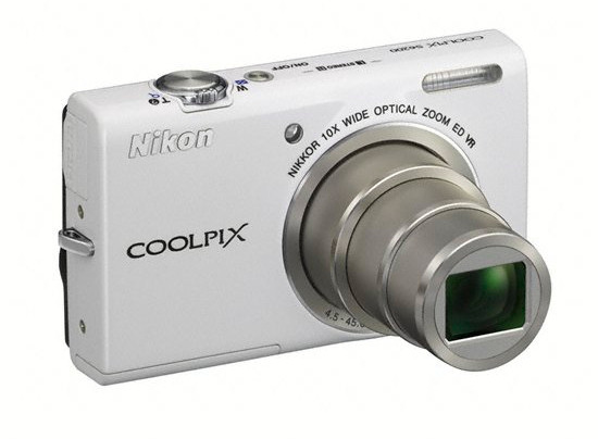 COOLPIX S8200, S6200, S6150, S4150 – nowe stylowe zoomy Nikona