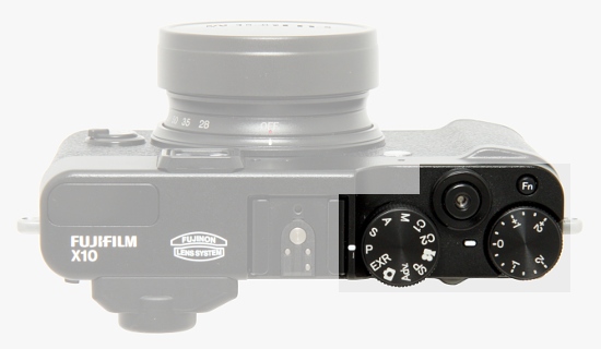 Fujifilm X10 - Budowa, jako wykonania i funkcjonalno