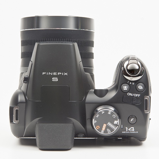 Test tanich megazoomw 2012 - Fujifilm FinePix S4200