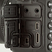 Nikon D600 - Budowa, jako wykonania i funkcjonalno