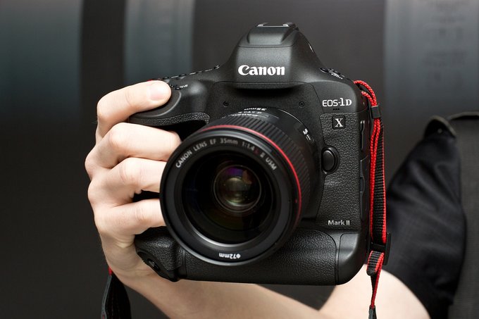 Canon EOS 1D X Mark II w naszych rkach