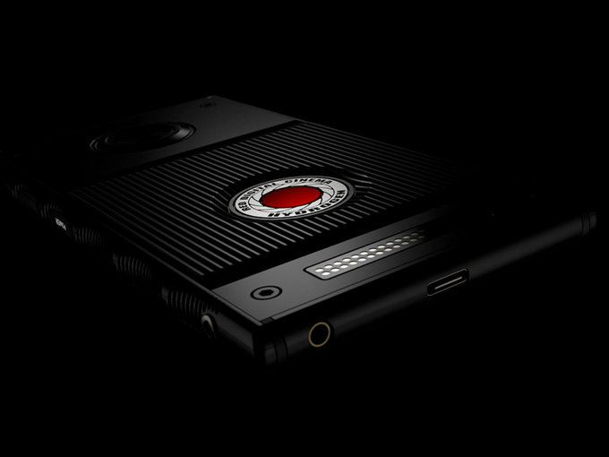 RED Hydrogen One - smartfon z holograficznym ekranem