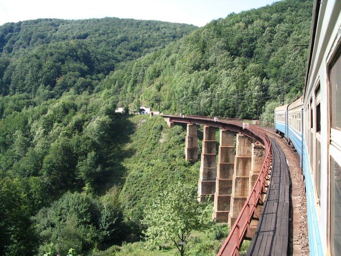 Plener fotograficzny na Ukrainie - linia kolejowa Karpat