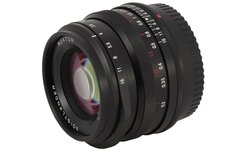 Voigtlander Nokton 35 mm f/1.2 X 0 lens review