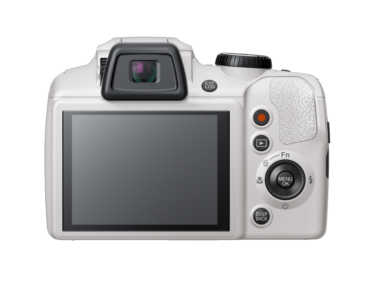 Fujifilm FinePix S9900W Optyczne.pl