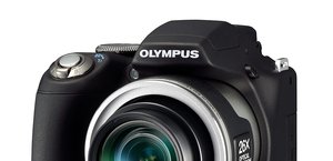 Olympus SP-590 UZ