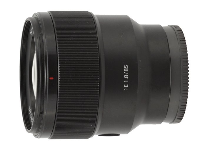 Sony FE 85 mm f/1.8