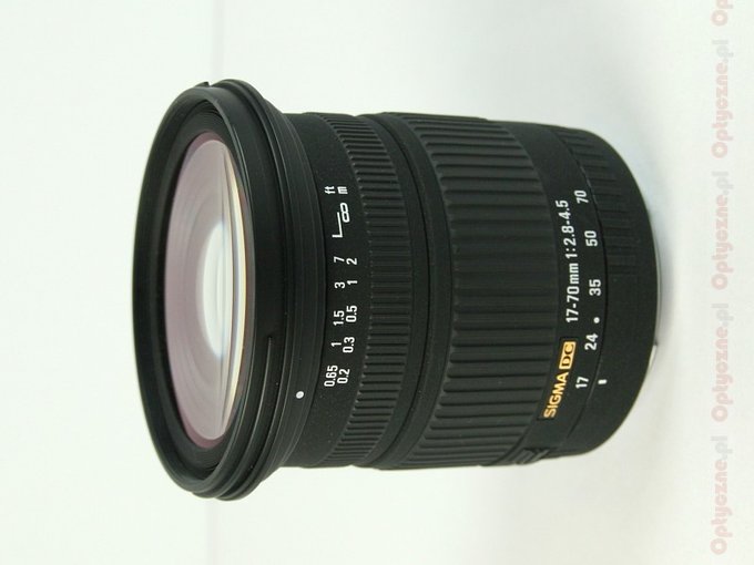 Sigma 17-70 mm f/2.8-4.5 DC Macro