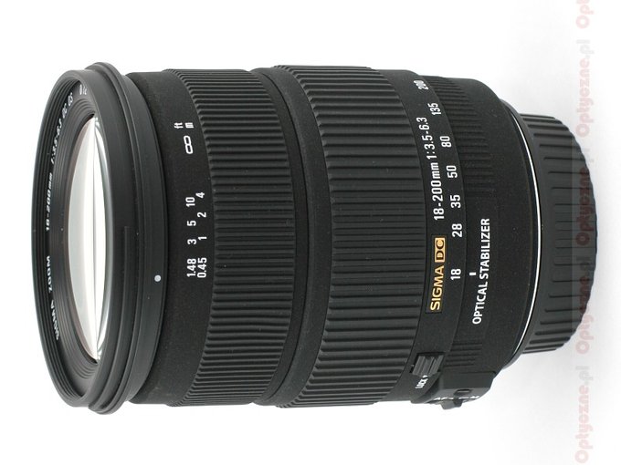 Sigma 18-200 mm f/3.5-6.3 DC OS