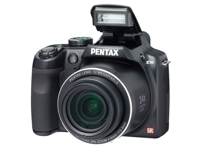 Pentax X70