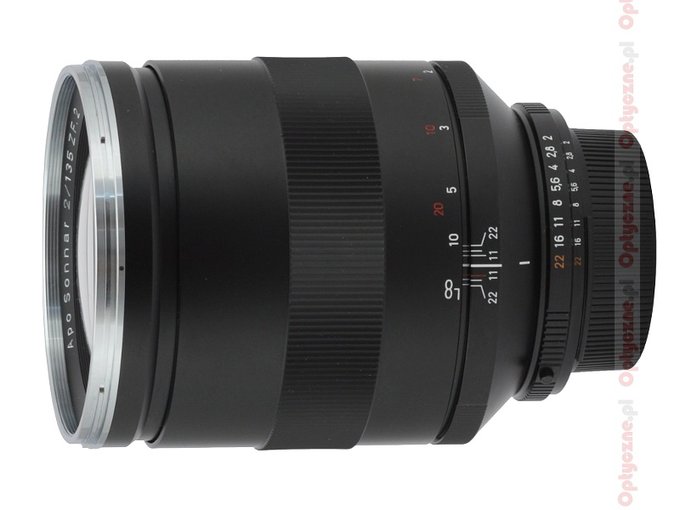 Carl Zeiss Apo Sonnar T* 135 mm f/2.0 ZE/ZF.2