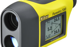 Forestry 550 - nowy dalmierz Nikona