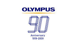 90 lat firmy Olympus - nowy kontra stary