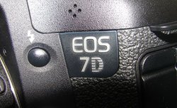 Canon EOS 7D i dwa nowe obiektywy  tu tu