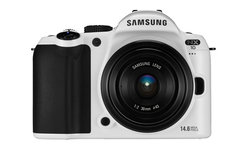 Bia�y Samsung NX10