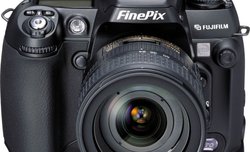 FujiPix S3 Pro UVIR - aparat dla policji