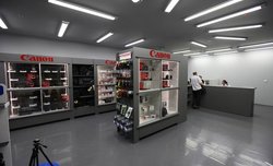 Fotoforma otworzya salon sprzeday na stacji Metro Centrum