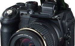 Cztery nowe aparaty Fujifilm