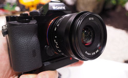 Zeiss Loxia 2/35 - pierwsze zdjcia
