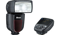 Nissin Di700A z wbudowanym odbiornikiem radiowym