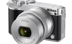 Nikon 1 J5 w przedsprzeday - znamy ceny