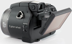 Test aparatu Sony DSC-H9