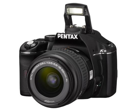 Pentax K-m - nowa, niskobudetowa lustrzanka