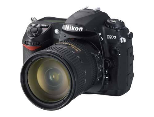 Nowy firmware do lustrzanek Nikon D200 i Nikon D80